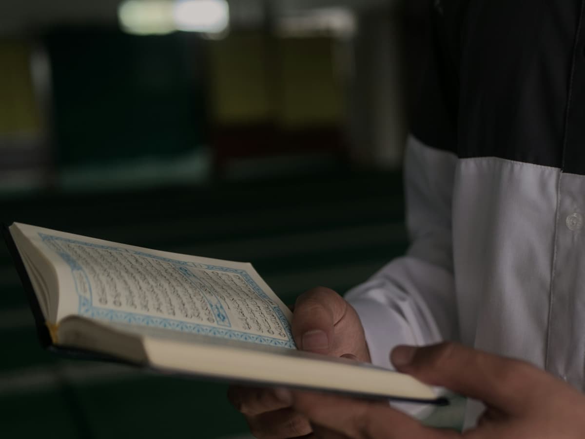 Keutamaan Membaca Al-Quran: Rahasia Kebahagiaan dan Kedamaian